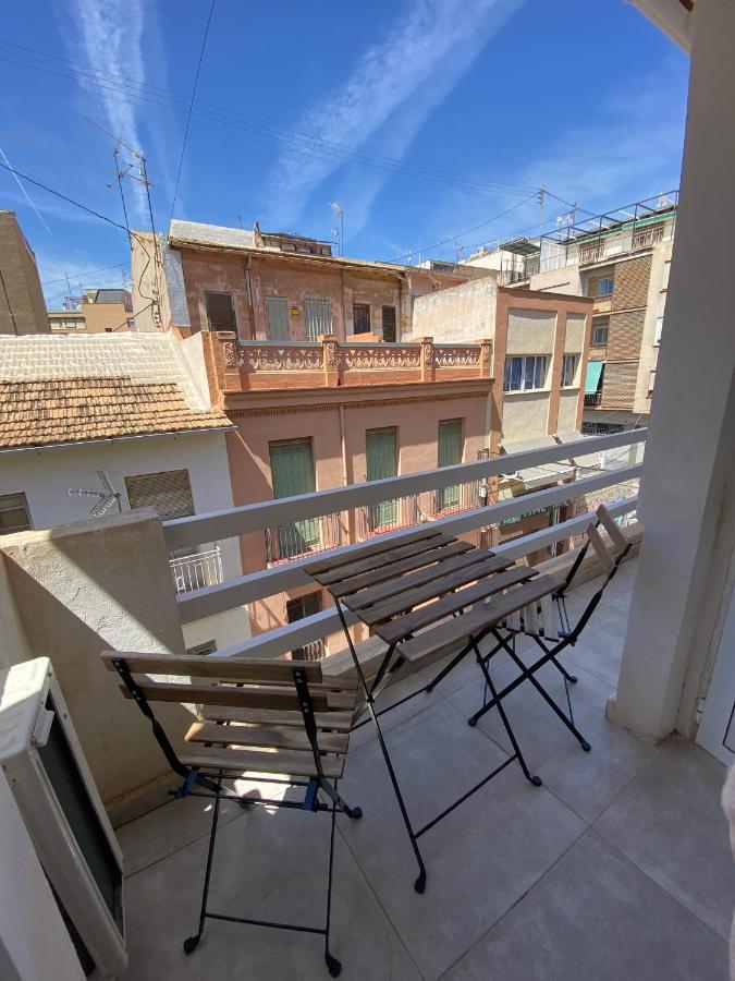 Centre Apartment Near Plaza De Toros Alicante Exteriör bild
