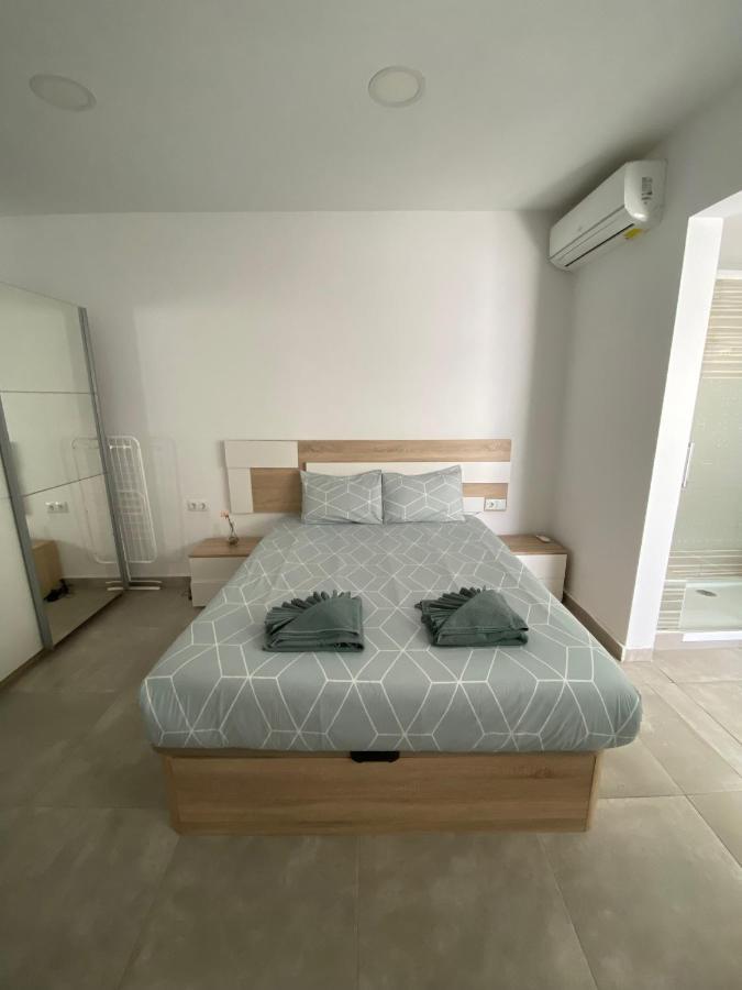 Centre Apartment Near Plaza De Toros Alicante Exteriör bild