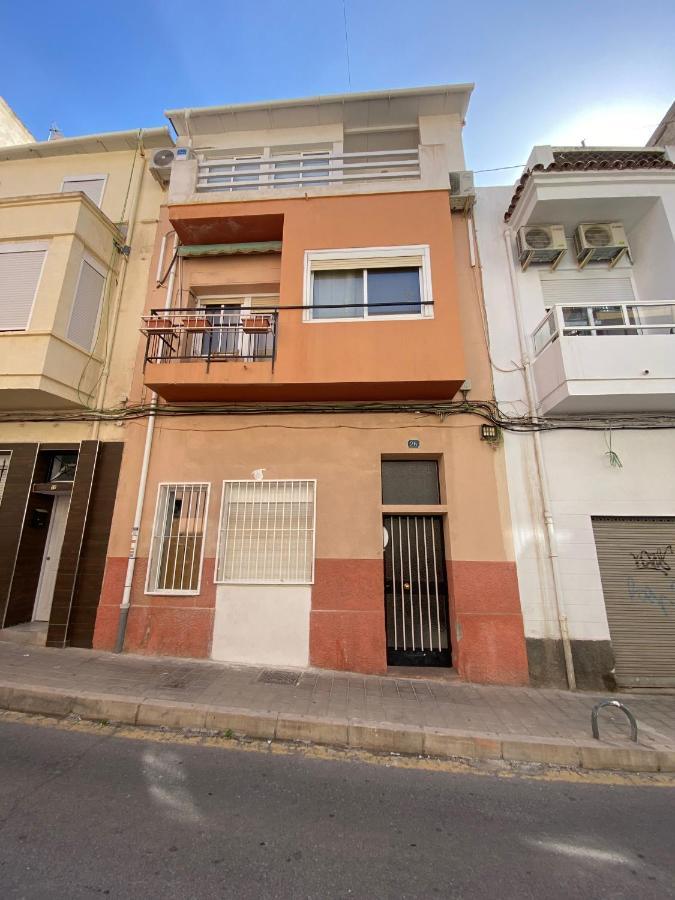 Centre Apartment Near Plaza De Toros Alicante Exteriör bild